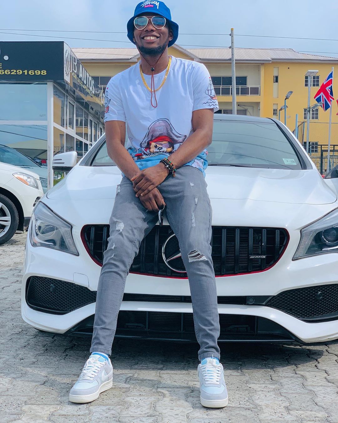 Victor ad acquires new benz